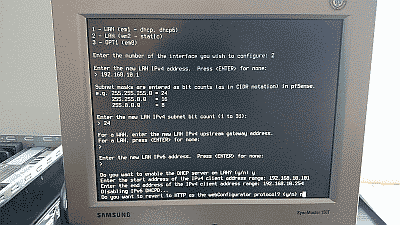 Screenshot showing the configuration of the IPv4 DHCP address range in the pfSense console menu